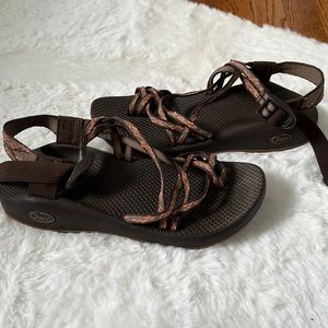CHACO WOMENS SZ 9 ATHLETIC SANDALS